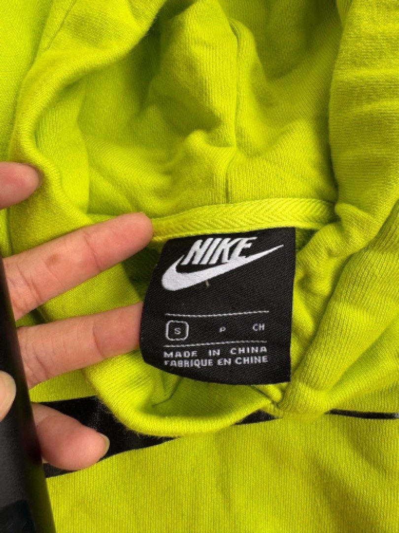 Nike Neon Jacket (Category: Coats, Jackets and Outerwear) located in Manila. Submitted by nofits.garments (Listing ID 1463272779, Image 3). Description: Nike Neon Jacket Small Width 20 Length 25 In pristine condition Issue paint stain.