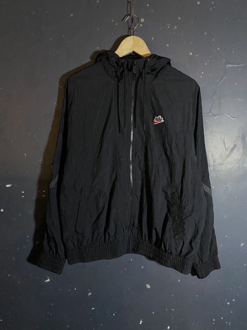 Nike Nylon Jacket (Category: Coats, Jackets and Outerwear) located in Davao. Submitted by msthrifted (Listing ID 1463320118, Image 1). Description: Size Large No issues.
