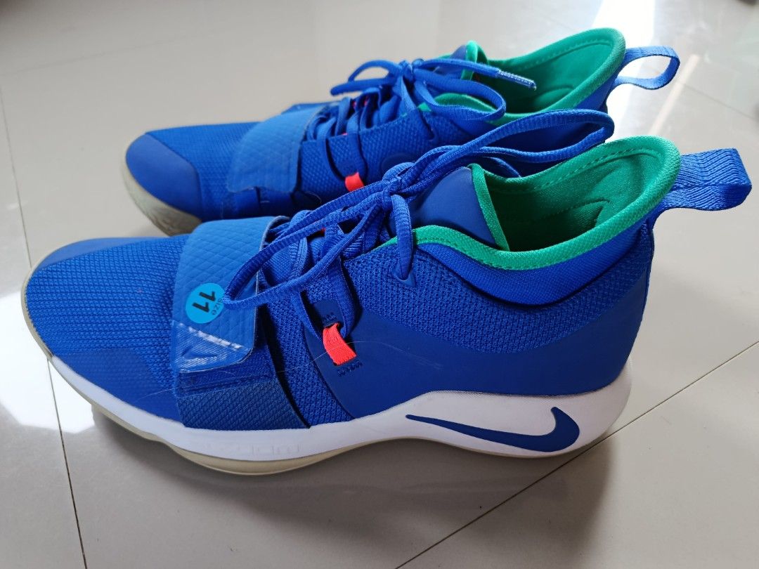 Nike PG 2.5 "Fortnite" size US 11 (Category: Sneakers) located in Santa Fe. Submitted by thrift_shopph (Listing ID 1463169702, Image 3). Description: new arrival from USA Nike PG 2.5 "Fortnite" size US 11 Vibrant Blue Color TAWAD lang!!!.