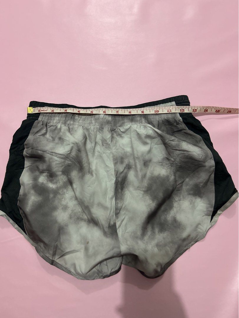 Nike Running Short (Category: Activewear) located in Manila. Submitted by chen_clybelles (Listing ID 1463245956, Image 3). Description: .