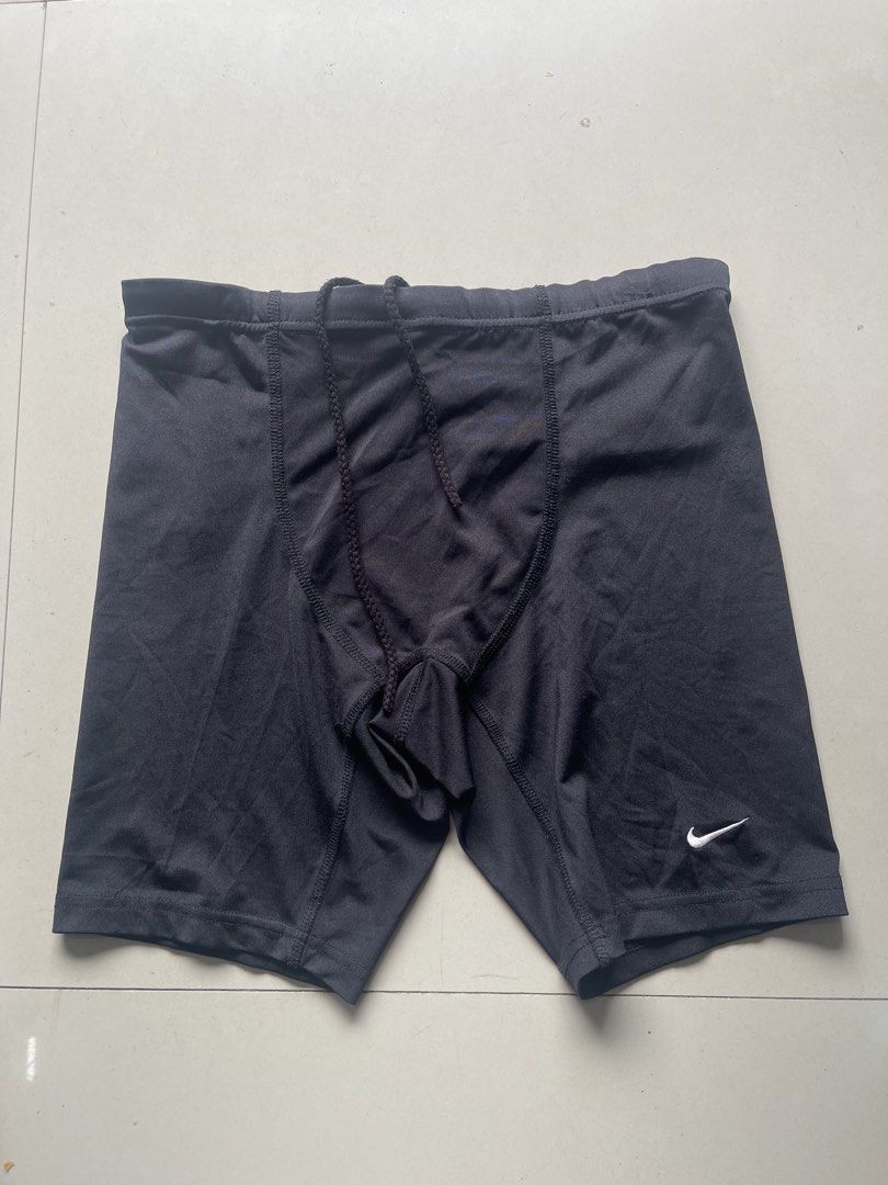 Nike swim trunks L Bb24 (Category: Swim Trunks & Board Shorts) located in Baguio. Submitted by affordaprice_2600baguio (Listing ID 1463170276, Image 1). Description: .