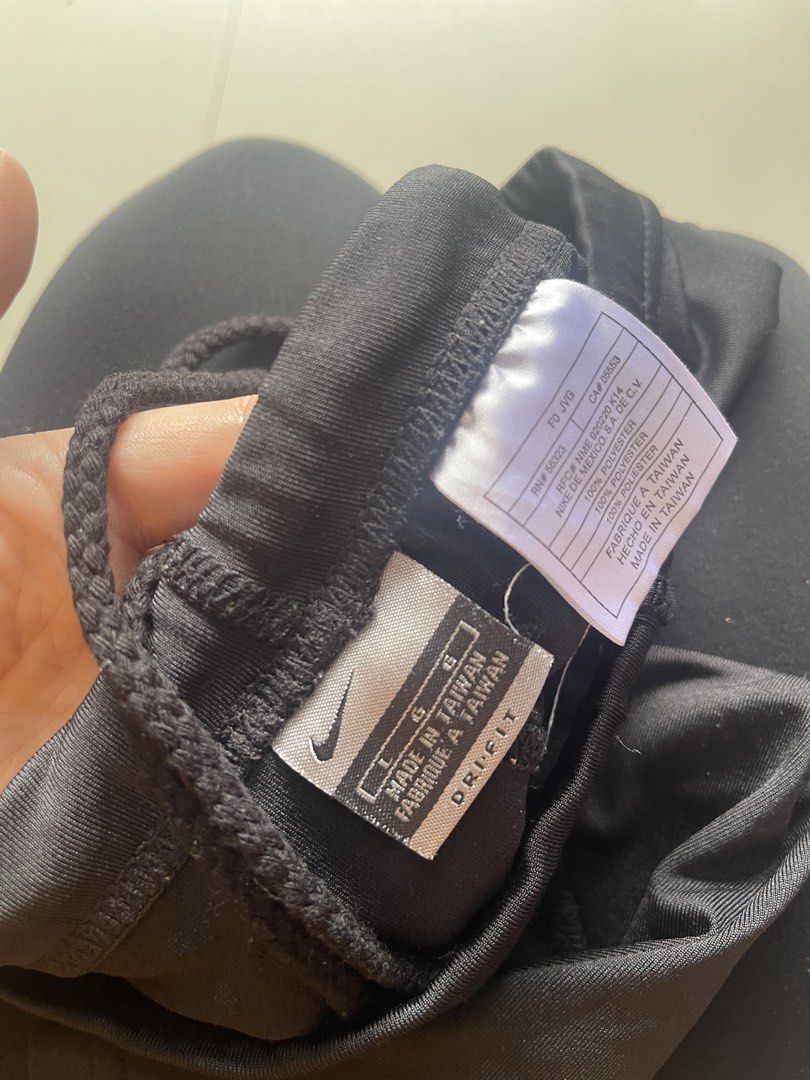 Nike swim trunks L Bb24 (Category: Swim Trunks & Board Shorts) located in Baguio. Submitted by affordaprice_2600baguio (Listing ID 1463170276, Image 3). Description: .