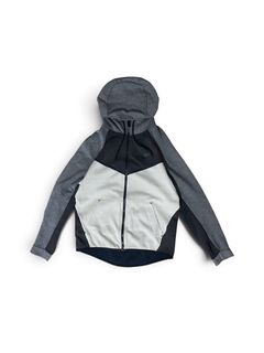 (Category: ) located in . Submitted by nk_thriftshop (Listing ID 1463216640, Image 1). Description: .
