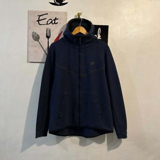(Category: ) located in . Submitted by streetwearandluxph (Listing ID 1463324501, Image 1). Description: .