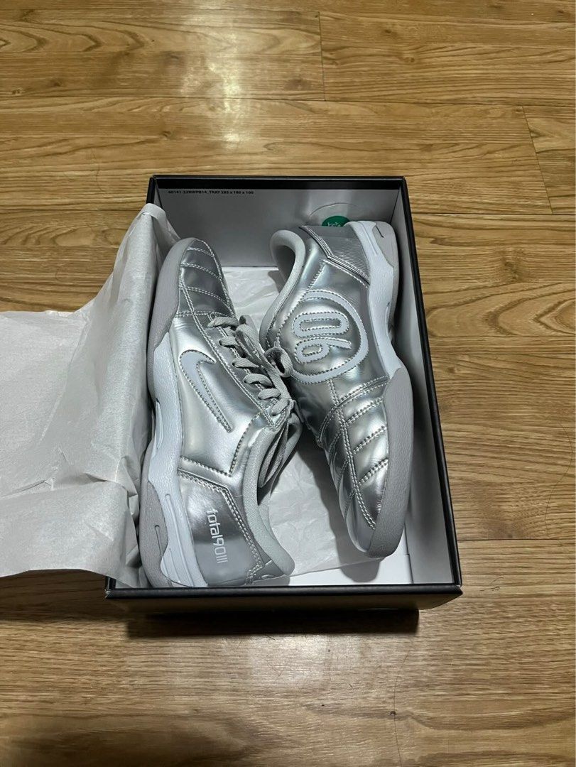 Nike Total 90 (Category: Sneakers) located in Pasig City. Submitted by daereyes (Listing ID 1463275042, Image 2). Description: Nike Total 90 Worn once, too small for me Size: 7.5w/6m (size in picture) Location: Brgy. San Jose, Pasig City/ Poblacion, Makati City.