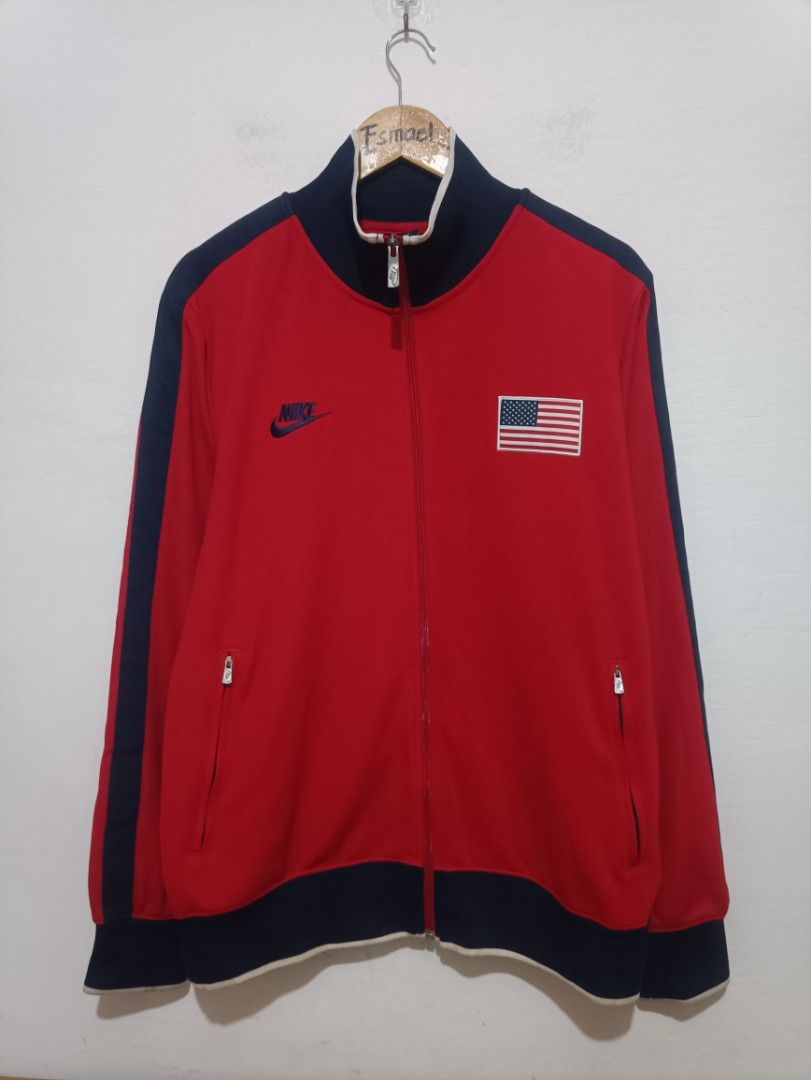 NIKE TRACKSUIT JACKET (Category: Coats, Jackets and Outerwear) located in Calbayog City. Submitted by tetoysthrift89 (Listing ID 1463205878, Image 1). Description: NIKE TRACKSUIT JACKET EXCELLENT TO NEW LARGE ON TAG DIMES 23X28 NO ISSUE, NEED WASH KITA SA PIC YUNG STAIN.