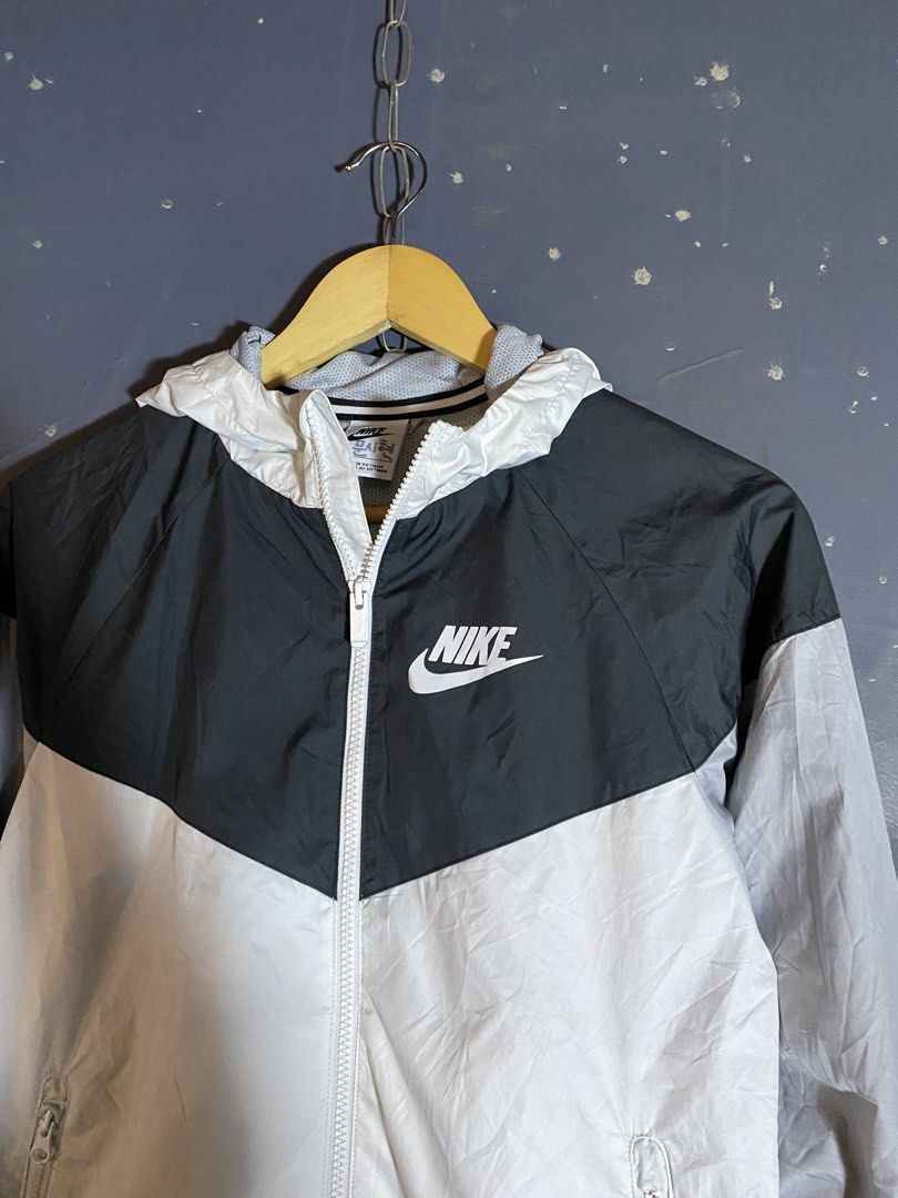 Nike tritone jacket (Category: Activewear) located in Davao. Submitted by msthrifted (Listing ID 1463276136, Image 2). Description: Size Large womens.