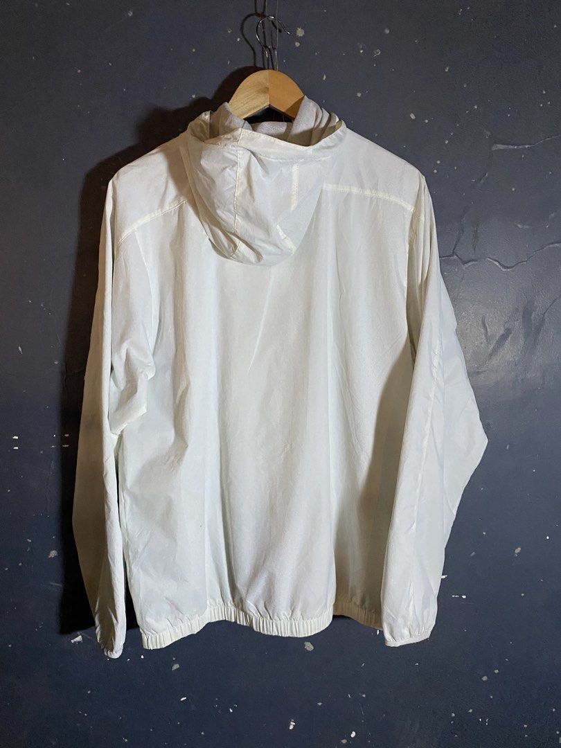 Nike Windbreaker (Category: Coats, Jackets and Outerwear) located in Davao. Submitted by msthrifted (Listing ID 1463320082, Image 2). Description: Size Large No flaws.