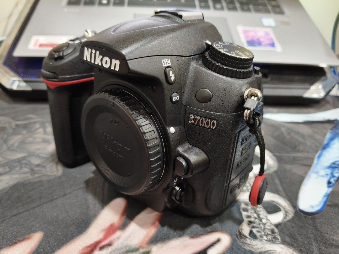 Nikon D7000 + AF-S DX 18–105mm VR (Category: Cameras) located in Pasig City. Submitted by gellidorej76405 (Listing ID 1463151373, Image 3). Description: Nikon D7000 + AF-S DX 18–105mm VR Price: ₱20,000 (Negotiable for serious buyers only) Selling my Nikon D7000 with the versatile 18–105mm VR zoom lens. Clean and well-maintained setup, NOT RUSH SALE RFS: Exploring a lighter mirrorless setup / possible system change. Condition: VERY CLEAN AND WELL 