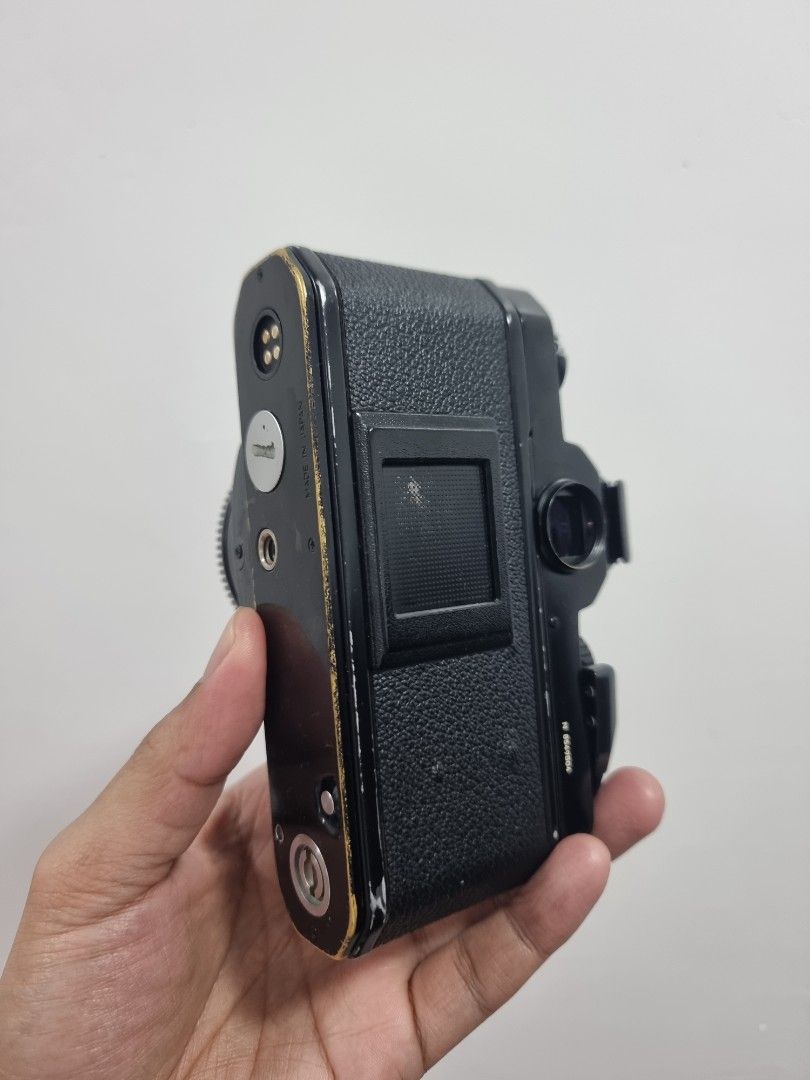 Nikon Fm2 (Category: Cameras) located in San Fernando. Submitted by filmburrrn_ (Listing ID 1463128632, Image 3). Description: Nikon FM2 with body cap and original nikon soft button release. recently cla'd by feelmanila. working meter. bit brassing at the bottom edges. overall is in great condition..