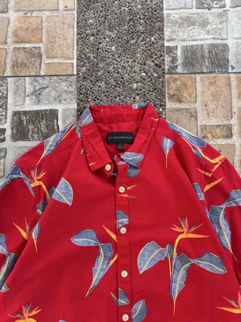 No Boundaries Floral Polo (Category: Tshirts & Polo Shirts ) located in Taguig. Submitted by mrwickjohn67 (Listing ID 1463226881, Image 2). Description: Summer Polo Like New Condition. Issue: None Size: (in inches) Width- 22, Length- 29.