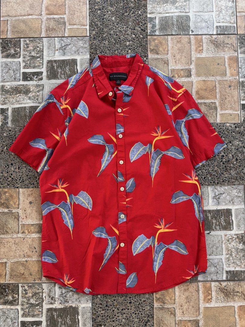 No Boundaries Floral Polo (Category: Tshirts & Polo Shirts ) located in Taguig. Submitted by mrwickjohn67 (Listing ID 1463226881, Image 1). Description: Summer Polo Like New Condition. Issue: None Size: (in inches) Width- 22, Length- 29.