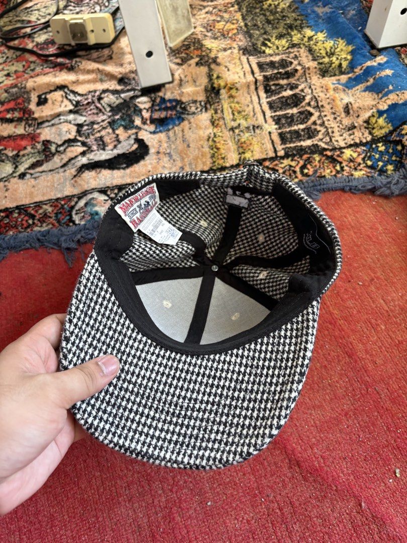 NY MLB Baseball Cap (Category: Caps & Hats) located in Pasay City. Submitted by namastenamstenamaste (Listing ID 1463199670, Image 3). Description: NY Yankees Baseball Hat Houndstooth pattern no issue +sf.