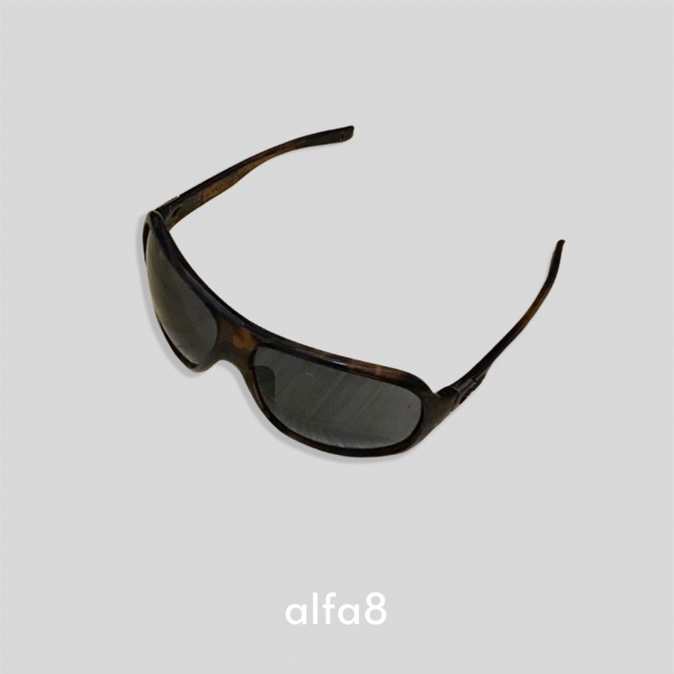 Oakley Underspin Tortoise Shell Sunglasses Frame Y2K Grunge 2000s Tuscan (Category: Sunglasses & Eyewear) located in Imus. Submitted by alfa_8 (Listing ID 1463170901, Image 1). Description: Flaw: Polarized Film Delamination. Oakley sunglasses with a tortoise shell frame. Dark lenses. Sporty design. Great for sunny days. Shows some signs of wear but still functional. Check photos for details..