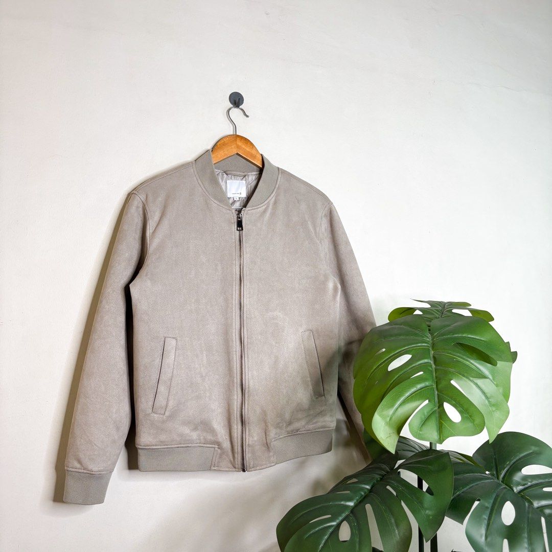 Oat | Bomber Jacket. (Category: Coats, Jackets and Outerwear) located in Manila. Submitted by bypiecesandstories (Listing ID 1463223709, Image 1). Description: Oat | Bomber Jacket. 699 PHP 🧡 Perfect Condition Can Fit — Small to Large Dimensions — W 21.5" L 26" A timeless suede bomber in an Oat shade. Clean, understated, and easy to dress up or down for a more refined casual look. • REMINDERS • — Read the Rules & Guidelines under FAQS. — First to