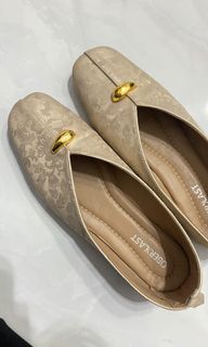 (Kategori: ) berada di . Dikirim oleh bilbilaaa (ID iklan 1463299229, Gambar 1). Deskripsi: .
