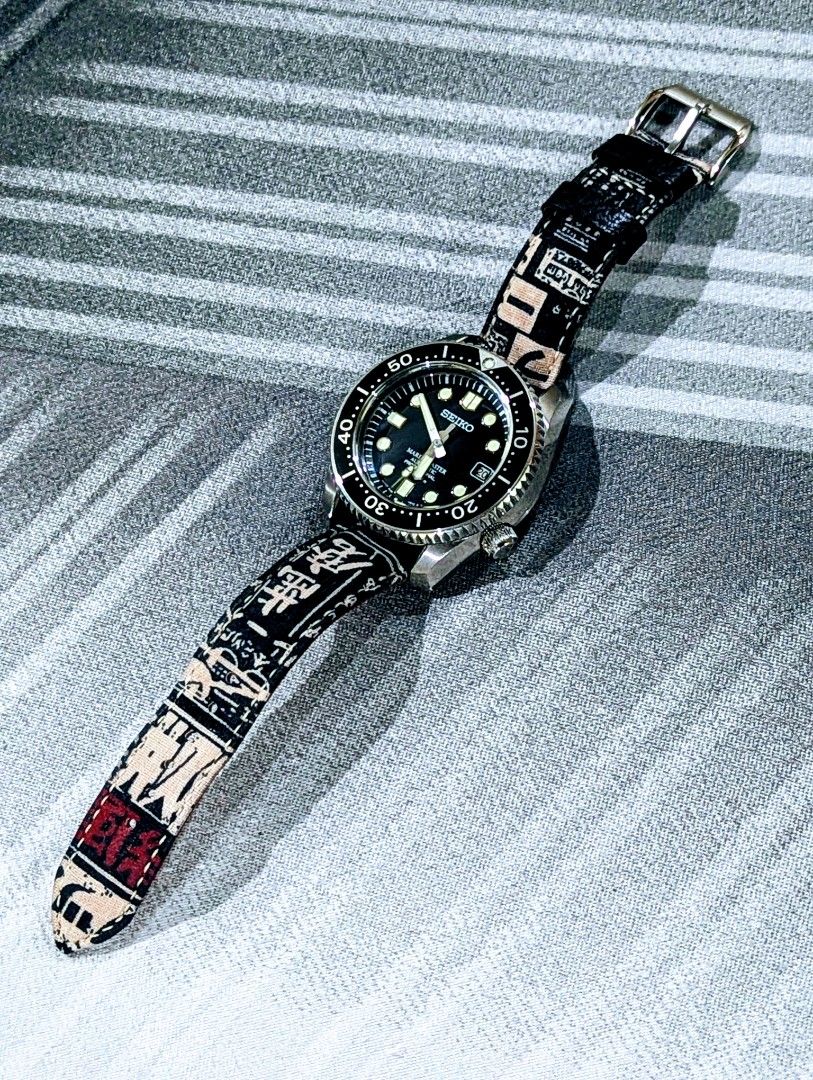 Oeuvre Custom Japanese Canvas strap 20mm (Category: Men's Watches) located in Manila. Submitted by lemmor12 (Listing ID 1463286142, Image 3). Description: Custom japanese canvas straps 20mm Can accomodate seiko fat spring bars 20mm 3rd and 4th pictures shown on my fitted on my SBDX017 Dm if interested.