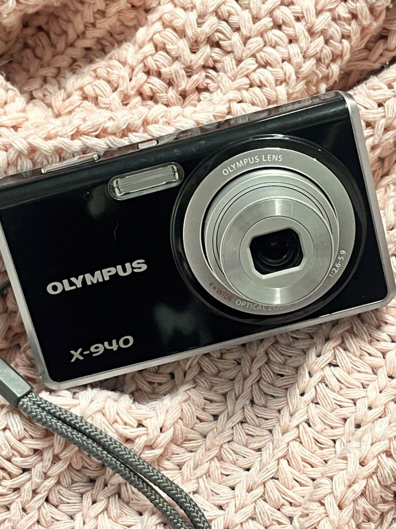 olympus x-940 (Category: Cameras) located in Quezon City. Submitted by wancha23 (Listing ID 1463286069, Image 3). Description: OLYMPUS X-940 •14 megapixels •4x WIDE Optical zoom ✅crisp output ✅zoom in/out ✅all buttons working ✅flash working ✅red light working Body condition: 8.5/10 (minimal signs of usage) INCLUSIONS✨ •original battery •with sd card •with charger •wrist strap ISSUES❌ •NO FUNCTIONAL ISSUES STRICTLY PAYMENT FIRST NO REFUND NO RETUR
