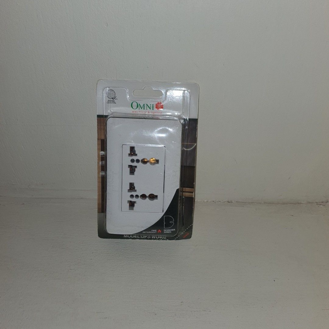 Omni univeral outlet duplex saksakan (Category: Craft Supplies & Tools) located in Pasig City. Submitted by fasttech01 (Listing ID 1463232877, Image 2). Description: .