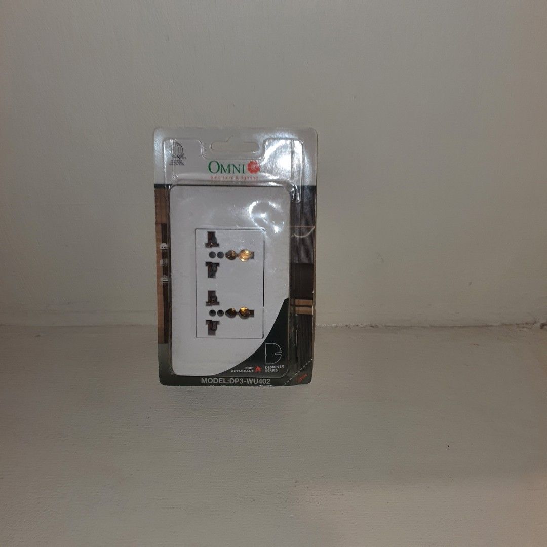 Omni univeral outlet duplex saksakan (Category: Craft Supplies & Tools) located in Pasig City. Submitted by fasttech01 (Listing ID 1463232877, Image 1). Description: .