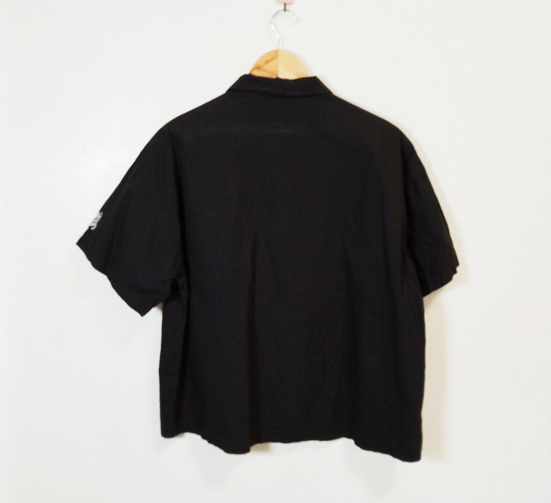 One piece law xrage cropped polo (Category: Formal Shirts) located in Pateros City. Submitted by blashjunks.y2k (Listing ID 1463222625, Image 2). Description: XRAGE X ONE PIECE CROPPED POLO SMALL ON TAG 26" LENGTH 22" WIDTH 450PHP MSG US.