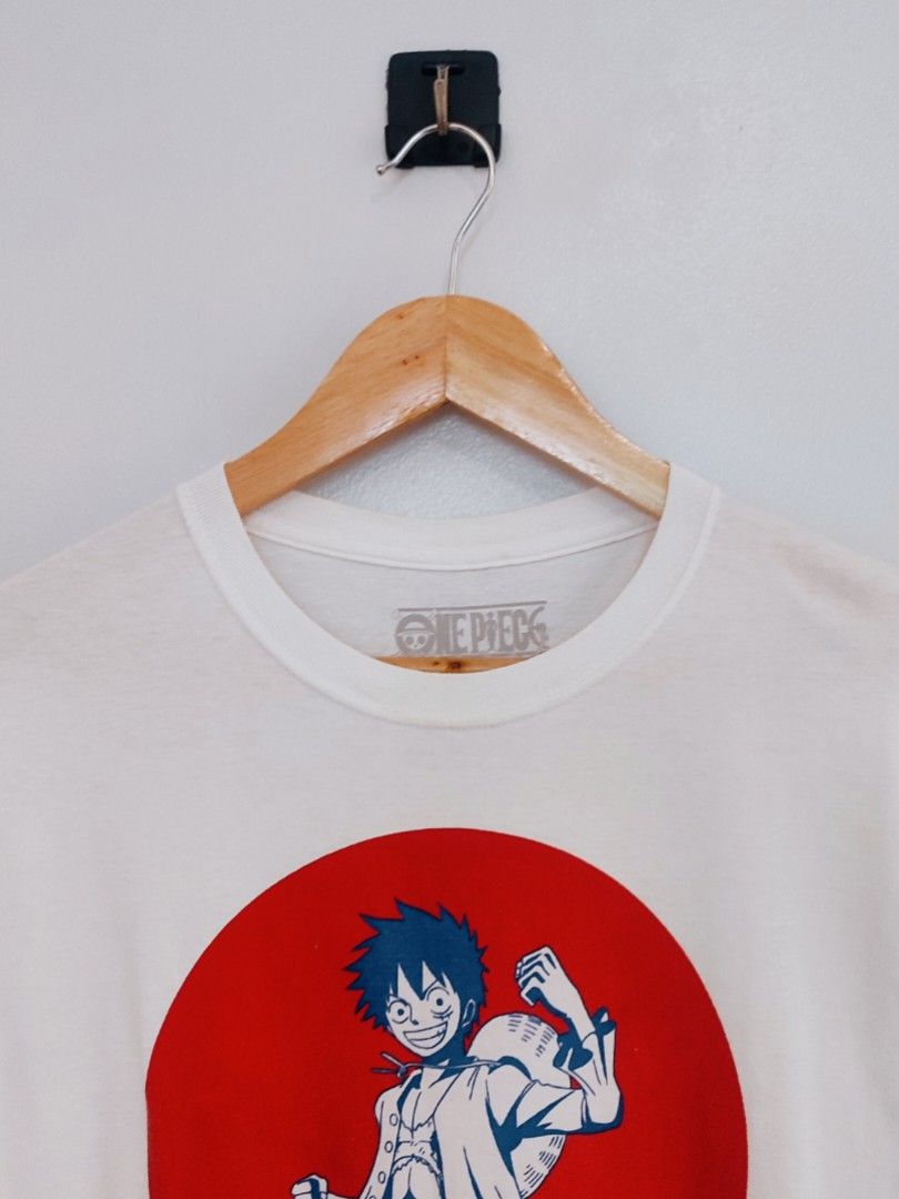 One Piece Luffy by Ripple Junction Tee (Category: Tshirts & Polo Shirts ) located in Ibajay. Submitted by trendholicrepublique (Listing ID 1463210254, Image 2). Description: One Piece Luffy by Ripple Junction Tee 399 Php Color Rate 9.5/10 Medium On Tag (20 x 29) Very Good to Excellent Condition (need wash).