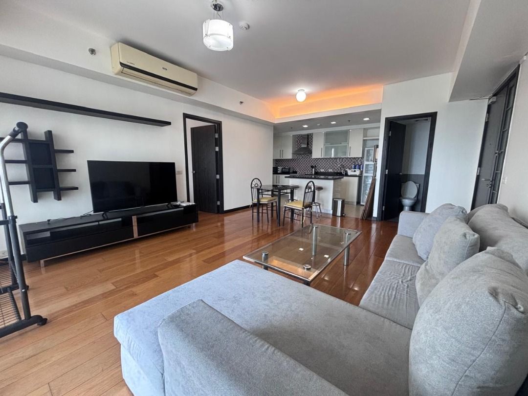 One Serendra 1 Bedroom for Rent (Category: Apartments & Condos) located in Quezon City. Submitted by clairepalomo (Listing ID 1463156984, Image 1). Description: This condominium for rent with a floor area of 86 sqm is located at One Serendra, BGC - Bonifacio Global City, Taguig. This fully furnished property features 1 bedroom, 1 bathroom, and 1 parking space. It also offers convenient access to lifestyle options and alternatives for relaxation a