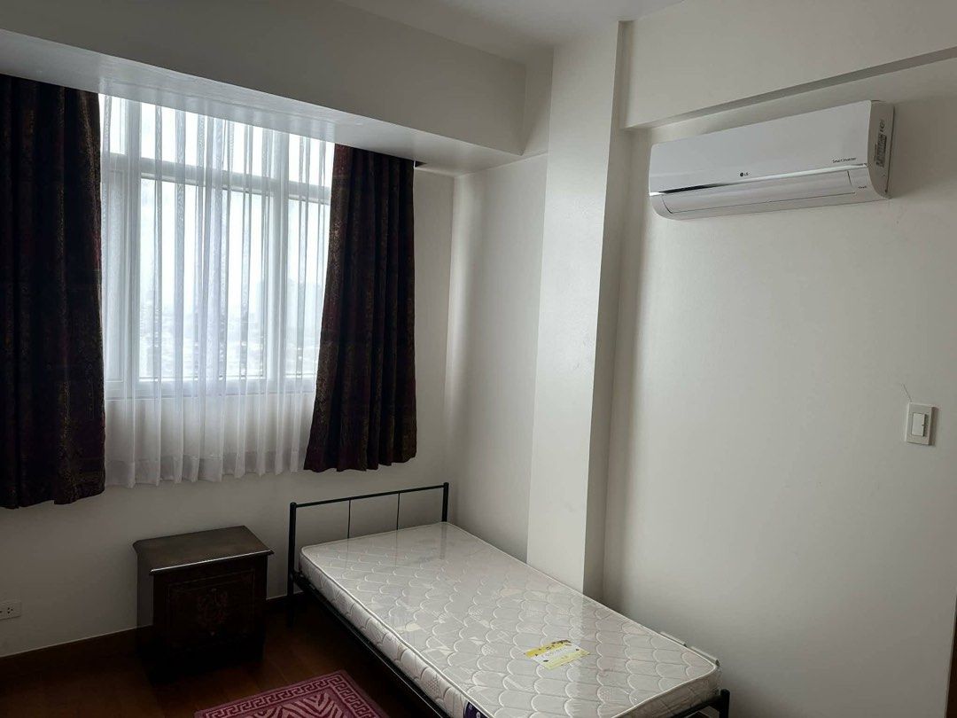 One Wilson Square 2 BR unit (Category: Apartments & Condos) located in Quezon City. Submitted by jmpgutierrez (Listing ID 1463185716, Image 3). Description: For sale: One Wilson Square 2 BR unit Greenhills, San Juan City Floor area: 68 sqm Residential Condominium unit 27th floor 2 BR Maid’s quarters Balcony Semi-furnished 1 parking slot Asking price: PHP 15,000,000 https://www.pgr.com.ph/residential-1/2026/4/8/one-wilson-square-2-br-unit — Jose M