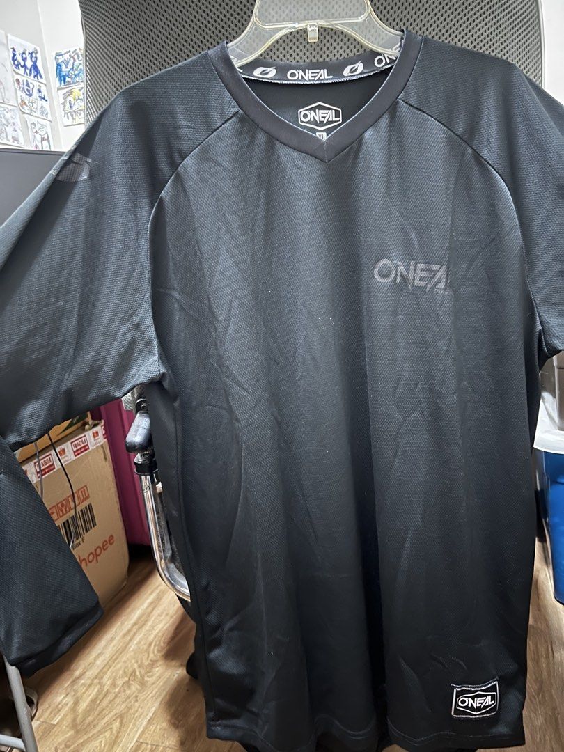 Oneal One Element Motorcycle Rider Jersey XL (Category: Helmets and other Riding Gears) located in Pasig City. Submitted by thrift_man777 (Listing ID 1463122668, Image 2). Description: Authentic Below SRP Fitted only RFS: wrong size.