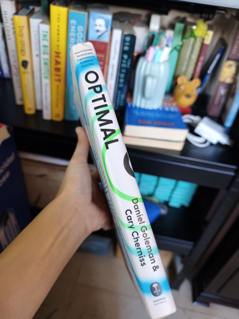 Optimal - Hardcover (Category: Storybooks) located in Bacoor. Submitted by shopherelove (Listing ID 1463147743, Image 3). Description: Like New Hardcover Courier Gogoxpress.