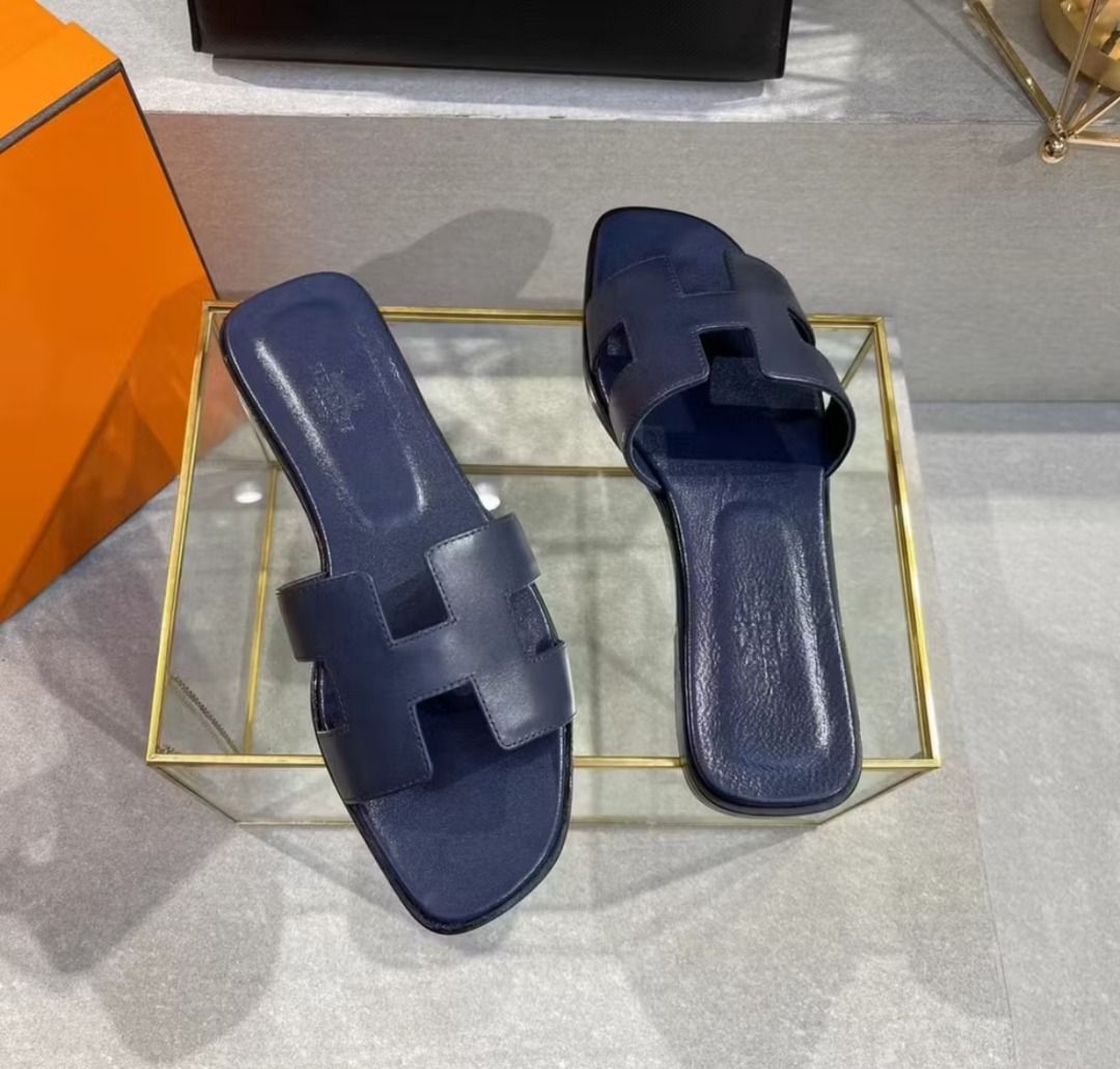 orans blue yellow green sandals Herm (Category: Sandals) located in Quezon City. Submitted by lux.finds (Listing ID 1463154194, Image 1). Description: .