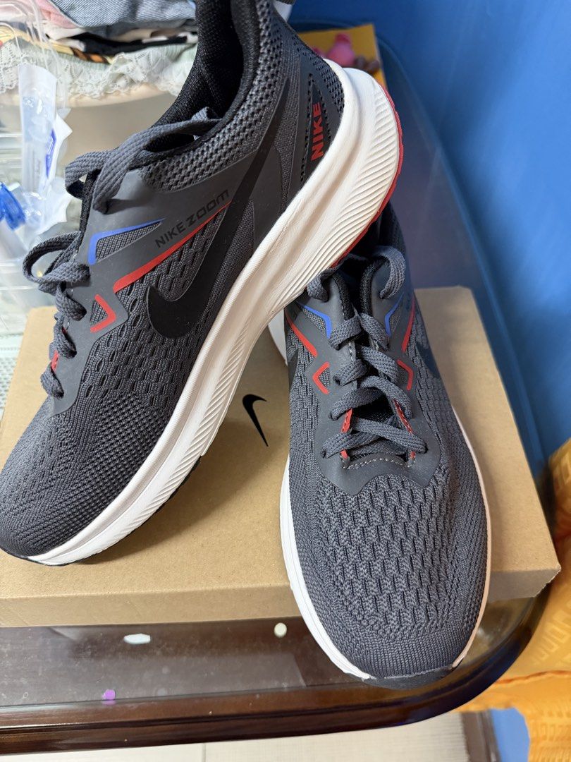 ORIG. NIKE SHOES (Category: Shoe inserts) located in Manila. Submitted by shiela_onlineshop (Listing ID 1463234378, Image 2). Description: ORIGINAL NIKE SHOES SIZE 8 Brandnew.