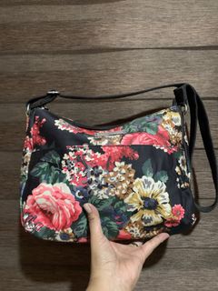 (Category: ) located in . Submitted by ukaybags2428 (Listing ID 1463167454, Image 1). Description: .