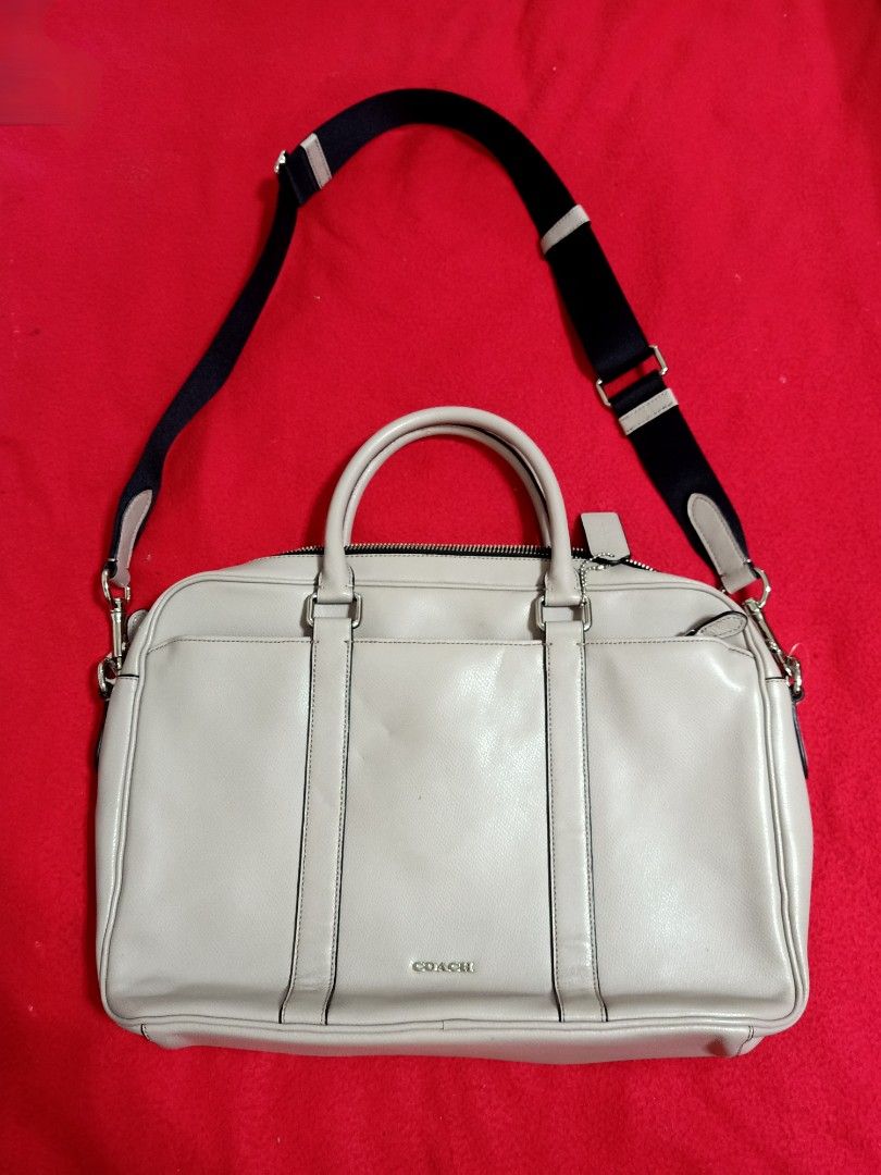 Original coach leather messenger bag (Category: Briefcases) located in Binmaley. Submitted by fashionluxury058 (Listing ID 1463175244, Image 1). Description: original coach leather messenger bag almost new... size: medium to large genuine leather unisex.