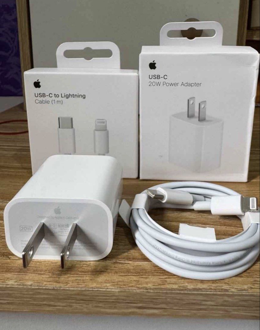 Original iPhone Lightning Charger Set- Sealed items (Category: Chargers & Cables) located in Manila. Submitted by warm_jamin (Listing ID 1463307609, Image 1). Description: 🍎 Original iPhone Lightning Charger Set ✅ Original Apple Lightning Charger Set ✅ Brand New & Sealed ✅ Sealed Packaging ✅ Ready to Use ✅ Perfect for iPhone & other Lightning-compatible Apple devices 📦 Available for Same-Day Delivery around Manila 🚚 Pickup / Lalamove Available