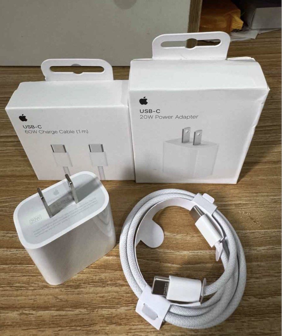 Original Lightning Charger set -Sealed items (Category: Chargers & Cables) located in Manila. Submitted by warm_jamin (Listing ID 1463307254, Image 2). Description: 🍎 Original iPhone Lightning Charger Set ✅ Original Apple Lightning Charger Set ✅ Brand New & Sealed ✅ Sealed Packaging ✅ Ready to Use ✅ Perfect for iPhone & other Lightning-compatible Apple devices 📦 Available for Same-Day Delivery around Manila 🚚 Pickup / Lalamove Available 📩 PM 