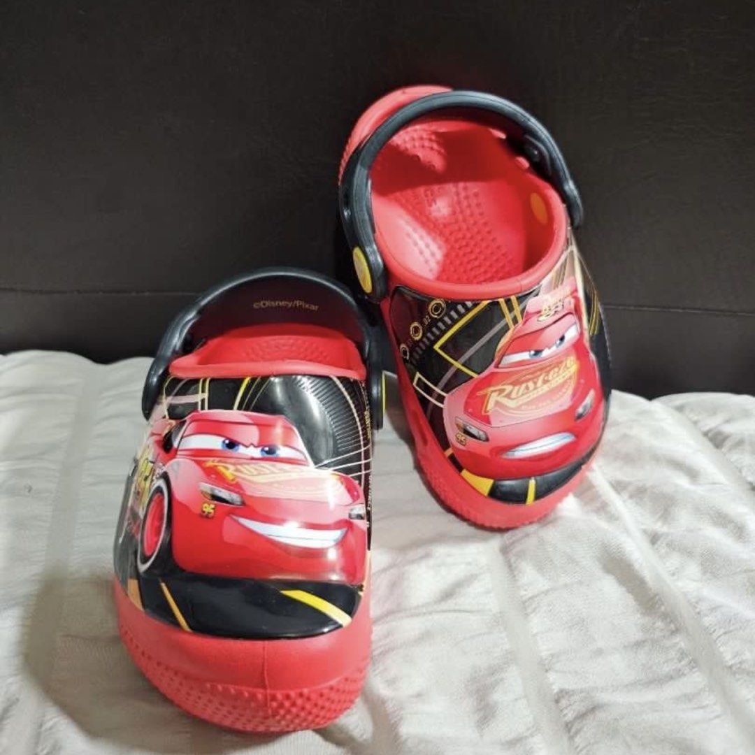 Original Mcqueen Crocs Light-up-C5(12cm) (Category: Babies & Kids Fashion) located in Cavite. Submitted by savannahluish (Listing ID 1463135865, Image 3). Description: - Cool Lightning McQueen clogs for kids - Vibrant red with fun character graphics - Lights up with every step! - Easy slip-on design for quick wear - Ideal for playtime and daily adventures.