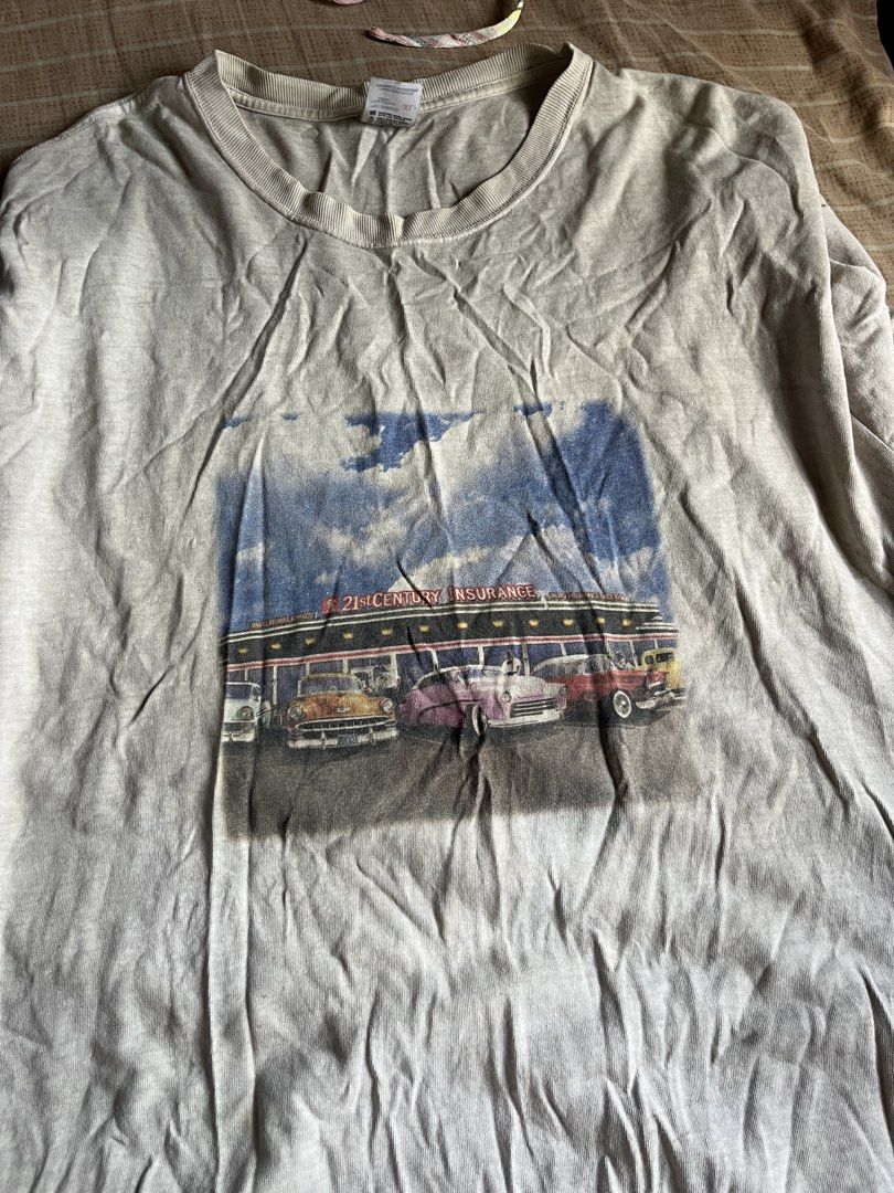 oversized graphic vintage tee y2k whimsy unisex (Category: Shirts) located in Quezon City. Submitted by sullenangel (Listing ID 1463200253, Image 1). Description: .