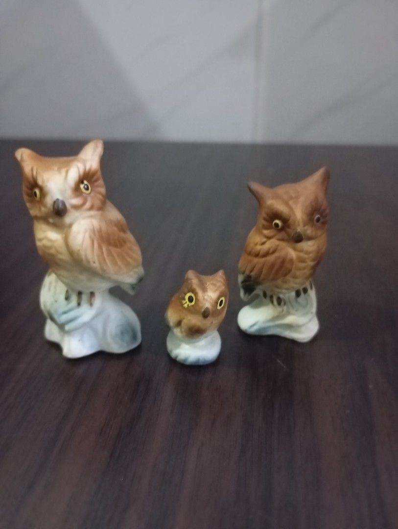 Owl miniature display (Category: Figurines & Statues) located in Las Pinas. Submitted by the_recycle_shop (Listing ID 1463267456, Image 2). Description: .