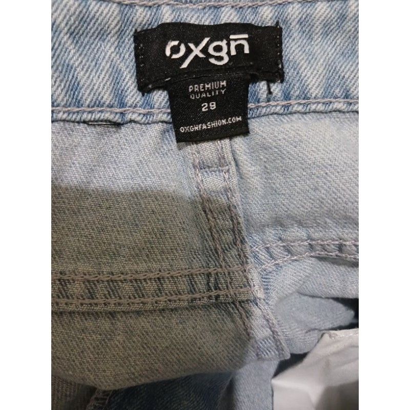 Oxgn wide leg jeans (Category: Jeans) located in Naguilian. Submitted by impulsive.buyer02 (Listing ID 1463158538, Image 3). Description: size 29.