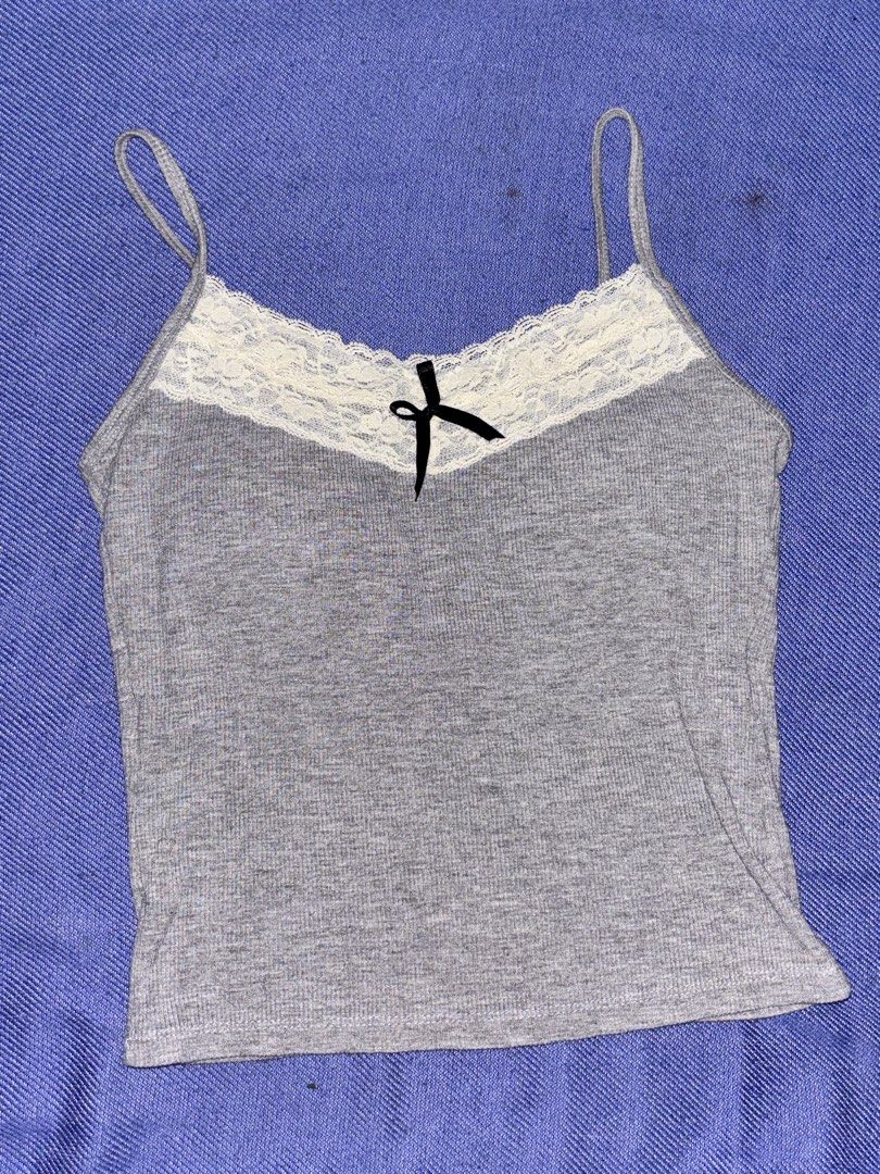Padded sando top coquette (Category: Sleeveless) located in Cavite. Submitted by ravencancel (Listing ID 1463251757, Image 1). Description: .