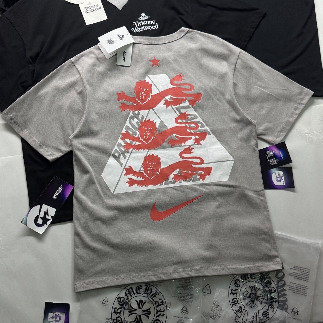 Palace x Nike England Tee (Category: Tshirts & Polo Shirts ) located in Manila. Submitted by godspeedmnl (Listing ID 1463152006, Image 2). Description: Palace x Nike England Tee 2,589PHP / Sizes: S, M, L, XL Colorway: Pewter Grey, White (Feel free to message me for additional photos.) Package included: • Palace x Nike England Tee x 1 • Godspeed Mnl Paper Bag • Godspeed Mnl logo & streetwear stickers. • Chance to be added to our GVIP list for excl