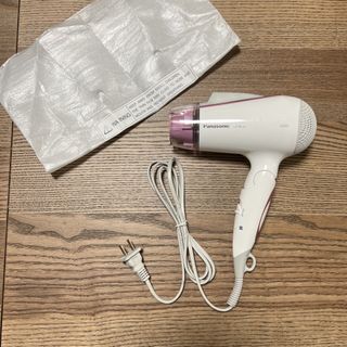 （分類：）位於 。 由 theunboxincolor 提交（商品編號 1463253277，圖片 1）。簡介： 。