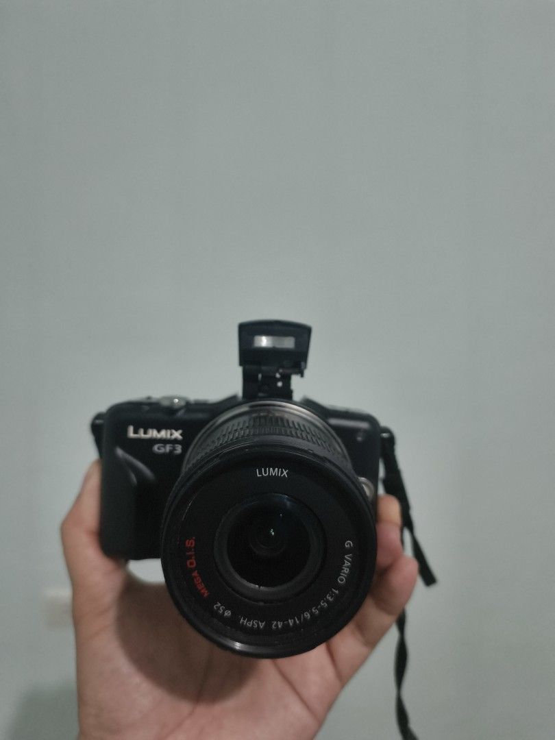 Panasonic Lumix DMC-GF3 Mirrorless (Category: Announcements) located in Manila. Submitted by jenmelvin001795 (Listing ID 1463205477, Image 1). Description: working all button and touchscreen inclusion ✅battery ✅strap ✅sd card ✅charger.
