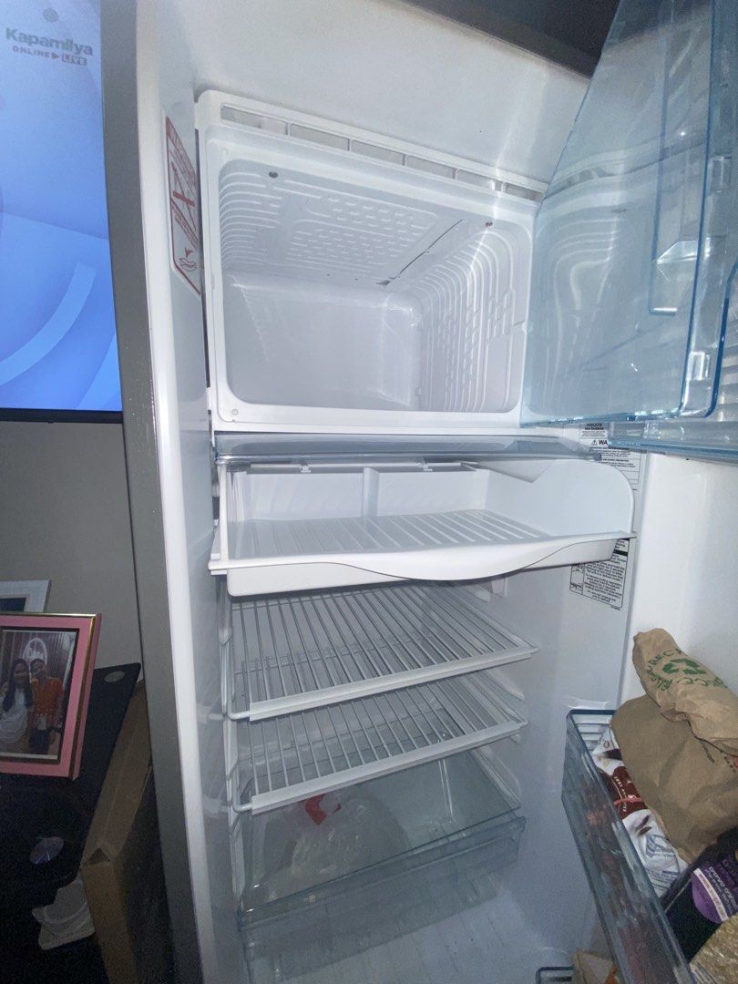 Panasonic Refrigerator (Category: Refrigerators and Freezers) located in Manila. Submitted by buyandsellerr (Listing ID 1463234384, Image 2). Description: have dents negotiable can do delivery sagot niyo sf mabilis lumamig .