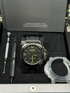 (Category: ) located in . Submitted by gwatch_jiayan (Listing ID 1463211157, Image 1). Description: .