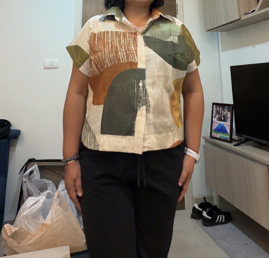 Paradise bangkok (Category: Blouses) located in Dasmarinas. Submitted by preloved_brandedbackup (Listing ID 1463145903, Image 3). Description: Brandnew Bangkok linen Small to xl.