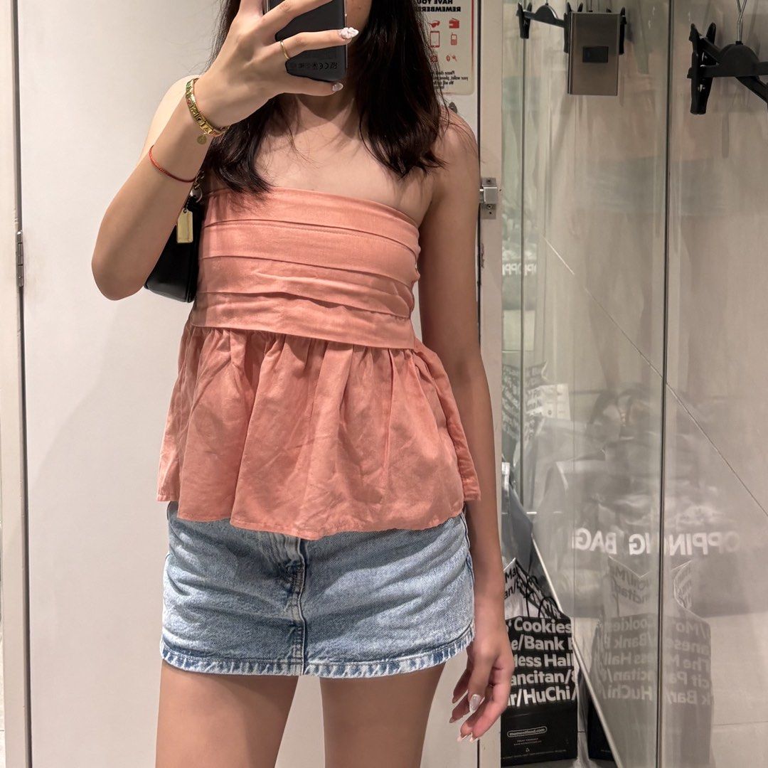 Peach Peplum Tube Top (Category: Others Tops) located in Manila. Submitted by urpradabae (Listing ID 1463194792, Image 1). Description: Used twice! Bought it from orange app.