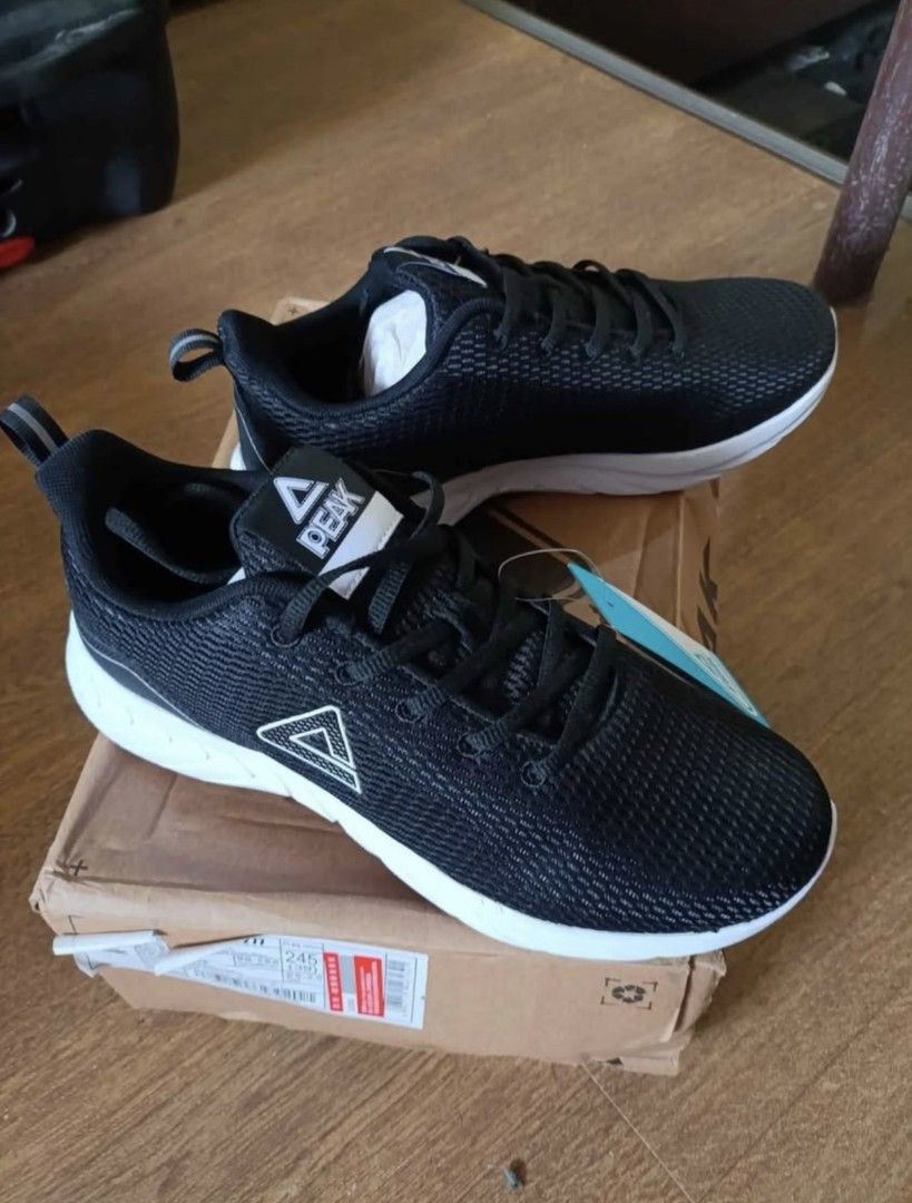 PEAK Black Mesh Running Shoes Sneakers (Category: Sneakers) located in San Jose del Monte. Submitted by jenmallari_ (Listing ID 1463125893, Image 1). Description: Brandnew Peak Casual Running Shoes Size 6.5 🏷️ 1K ✅ Perfect pang regalo 😊 ✅ Brand new 📍Muzon, SJDM, Bulacan.