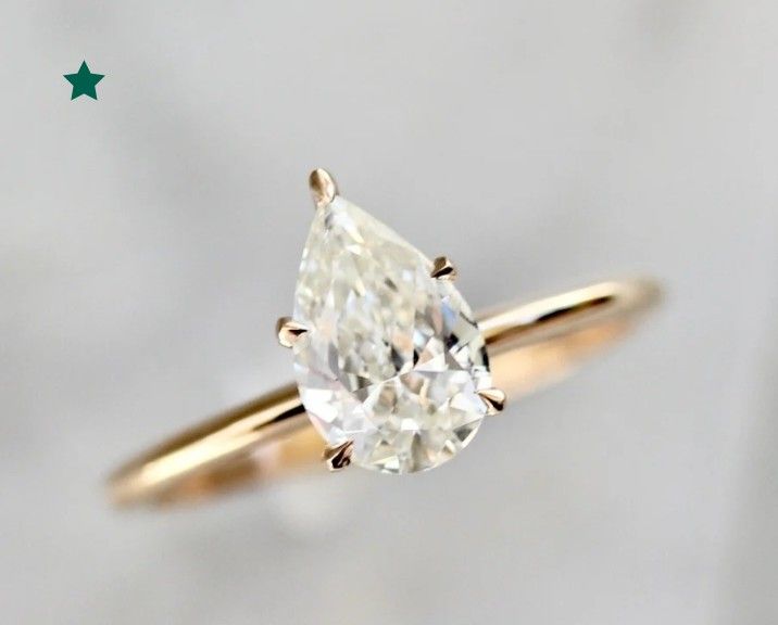 Pear Cut Diamond Ring in Yellow Gold (Category: Rings) located in Manila. Submitted by shine_diamond88 (Listing ID 1463310453, Image 1). Description: 2ct pear cut lab grown diamond engagement ring 14kgold.